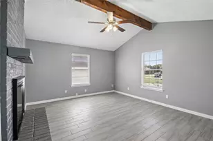 7724 Jennifer Ln, North Richland Hills, TX 76182 - Photo 5