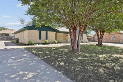 7724 Jennifer Lane, North Richland Hills, TX 76182 - Photo 33