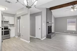 7724 Jennifer Ln, North Richland Hills, TX 76182 - Photo 9