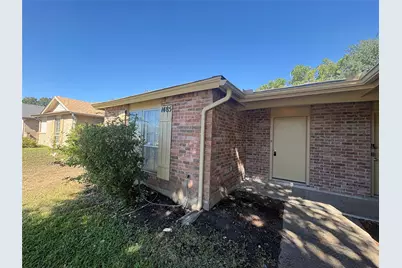 1485 Brook Meadow Circle, Lancaster, TX 75134 - Photo 3