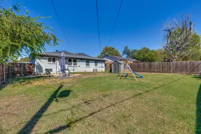 8926 Clearwater Drive, Dallas, TX 75243 - Photo 23