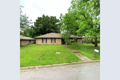 216 Churchill Avenue, Corsicana, TX 75110 - Photo 1