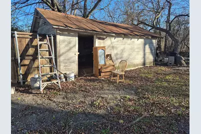 307 W Spruce Street, Whitewright, TX 75491 - Photo 5
