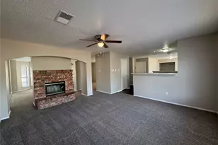904 Shady Brook Ln, Cedar Hill, TX 75104 - Photo 5