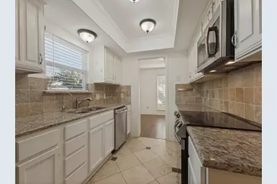 2109 Via Estrada, Carrollton, TX 75006 - Photo 3
