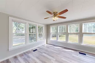 300 W Moore St, Sherman, TX 75090 - Photo 13