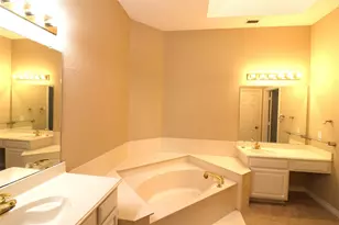 2222 Edinburgh Way, Garland, TX 75040 - Photo 13