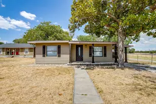 913 Jameson St, Weatherford, TX 76086 - Photo 15