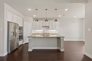 2044 Longbridge Rd, Forney, TX 75126 - Photo 7
