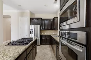 2310 Queen Morgan Ln, Lewisville, TX 75056 - Photo 11