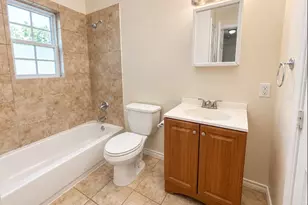 211 Skyway Dr, Euless, TX 76040 - Photo 23