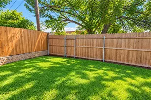 211 Skyway Dr, Euless, TX 76040 - Photo 27