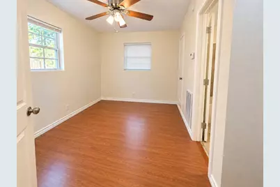 211 Skyway Drive #8, Euless, TX 76040 - Photo 17