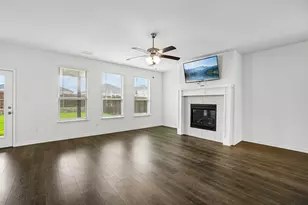 1915 Seminole Dr, Cleburne, TX 76033 - Photo 9