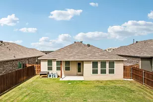 1915 Seminole Dr, Cleburne, TX 76033 - Photo 21