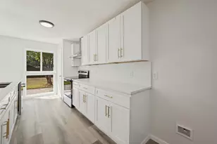 10435 Cromwell Dr, Dallas, TX 75229 - Photo 11