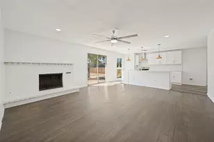 10435 Cromwell Dr, Dallas, TX 75229 - Photo 9