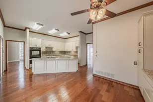 6010 Millwood Dr, Arlington, TX 76016 - Photo 19