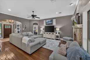2016 Spinnaker Ln, Azle, TX 76020 - Photo 5