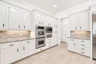 4612 Saxon Drive, Plano, TX 75093 - Photo 11