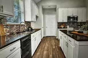 1601 Long Prairie Ct, Allen, TX 75002 - Photo 7
