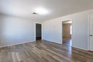 225 N Bowie Dr, Abilene, TX 79603 - Photo 3