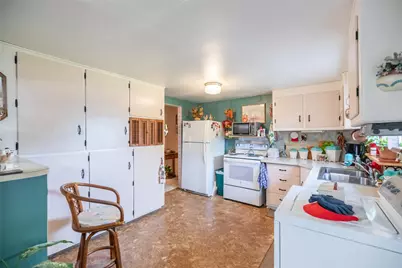 245 Concho Street, Tye, TX 79563 - Photo 11
