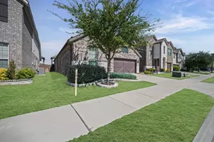 2157 Bailey St, Carrollton, TX 75010 - Photo 3