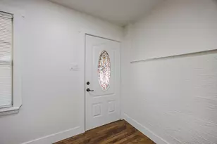 4712 Laverda Dr, Haltom City, TX 76117 - Photo 15
