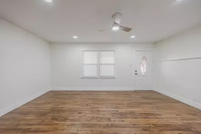 4712 Laverda Drive, Haltom City, TX 76117 - Photo 13