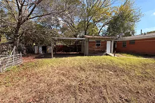 8109 Burroaks Dr, Dallas, TX 75217 - Photo 25