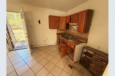 8109 Burroaks Drive, Dallas, TX 75217 - Photo 7