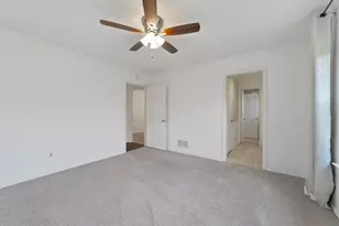 16353 Lauder Ln, Dallas, TX 75248 - Photo 31