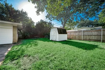 1601 Larkspur Drive, Arlington, TX 76013 - Photo 25