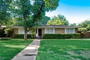 1601 Larkspur Dr, Arlington, TX 76013 - Photo 1