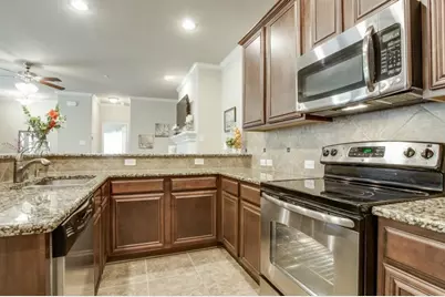 8812 Papa Trail, McKinney, TX 75070 - Photo 5