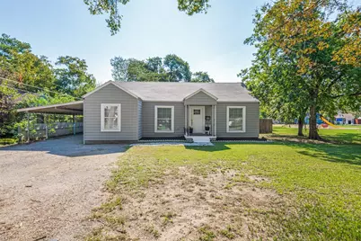 112 Avenue B, Seagoville, TX 75159 - Photo 1