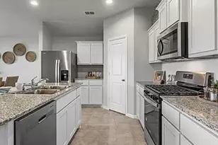 9428 Golden Tree, Fort Worth, TX 76180 - Photo 7