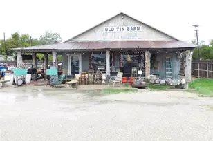 1339 E Milam St, Mexia, TX 76667 - Photo 1