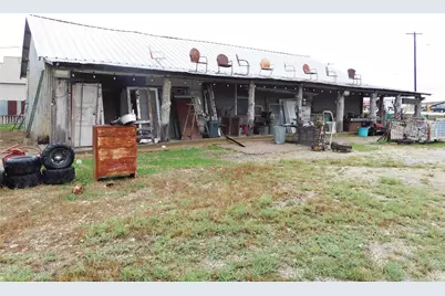 1339 E Milam Street, Mexia, TX 76667 - Photo 9