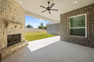 104 Oak Mdw Ln, Weatherford, TX 76085 - Photo 33