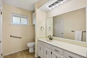 1501 Schumac Ln, Bedford, TX 76022 - Photo 19