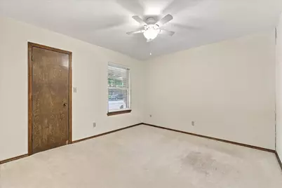 212 Heneretta Drive, Hurst, TX 76054 - Photo 17