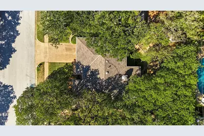 212 Heneretta Drive, Hurst, TX 76054 - Photo 33