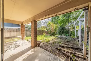 3213 Whisper Wood Ct, Bedford, TX 76021 - Photo 35