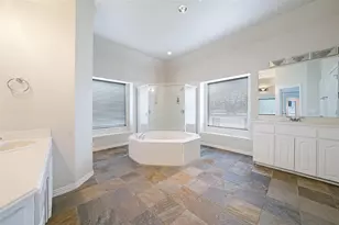 18403 Gibbons Dr, Dallas, TX 75287 - Photo 25