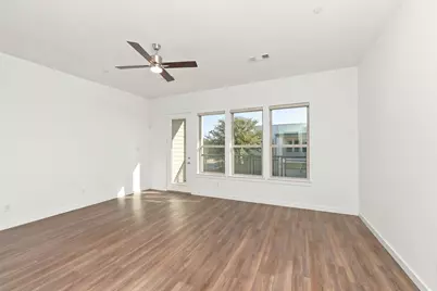 695 Vista Del Lago Drive, Lewisville, TX 75067 - Photo 5