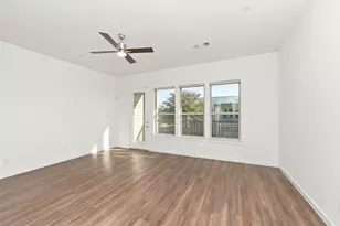 695 Vista Del Lago Dr, Lewisville, TX 75067 - Photo 5