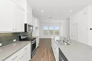 695 Vista Del Lago Dr, Lewisville, TX 75067 - Photo 11