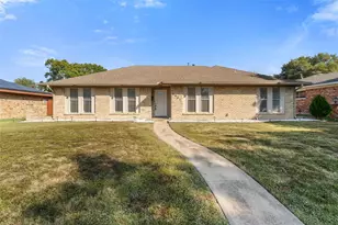 6907 Pickrell Dr, Dallas, TX 75227 - Photo 1